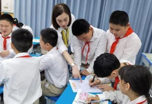 課后延時服務調整引發熱議 服務款將退還，家長反應不一